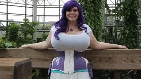 hot boobes|Big Tits GIF: 60+ Hottest Big Boobs Gifs on the Internet